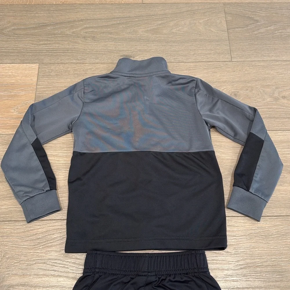 NIKE KIDS Gray Black Color Block Dri-Fit Full Zip Jacket Jogger 2-Piece Set 4T‎